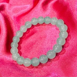 Green beaded bracelet